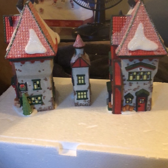 North Pole series - Picture 2 of 4